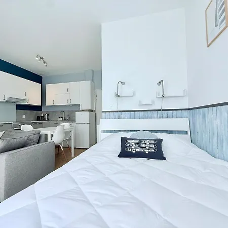 1763 - Le Blue Peche Διαμέρισμα *