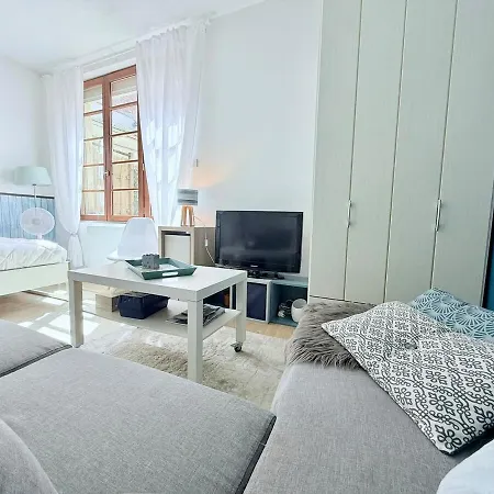 1763 - Le Blue Peche